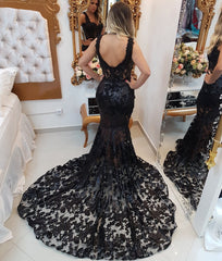 Black Long Mermaid V-neck Straps Lace Mermaid Prom Dress